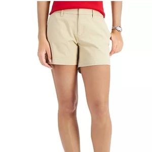 NWT! Calvin Klein Chino Khaki Shorts (Size 4)